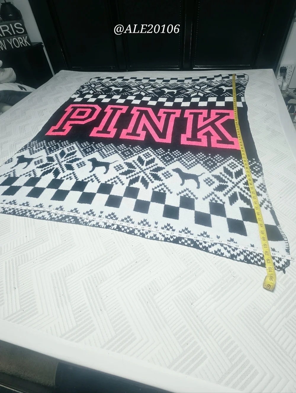 Victoria’s Secret PINK Blanket 50x60 Soft Cozy Throw Black White Pink Logo